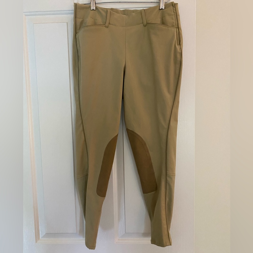 Women's Ariat Riding Pants.  Worn twice, excellent condition.